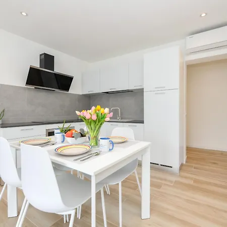 Apartament Mgh- Ora Del Garda Lakeview